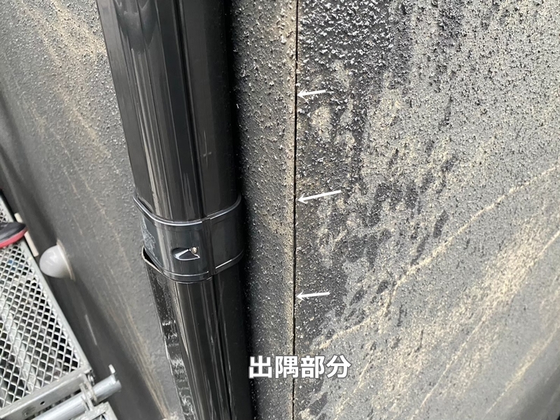 東京都世田谷区　ジョリパット外壁塗装　出隅亀裂